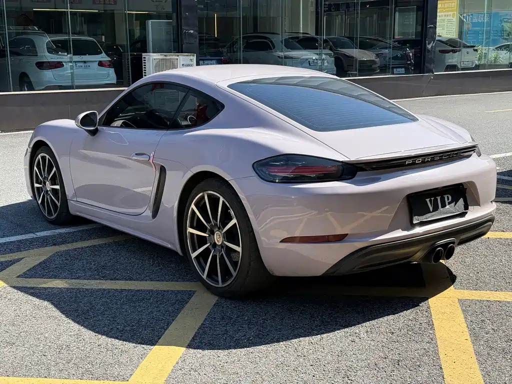 Porsche 718 2018 Cayman 2.0T