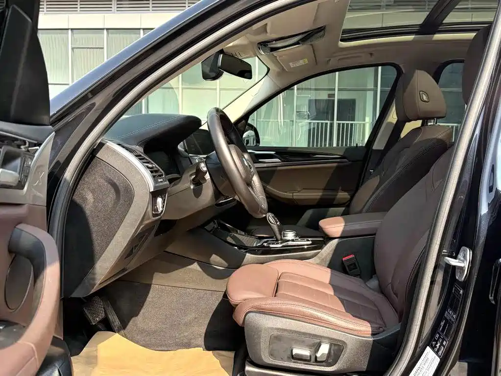 BMW X3 — миниатюра 8