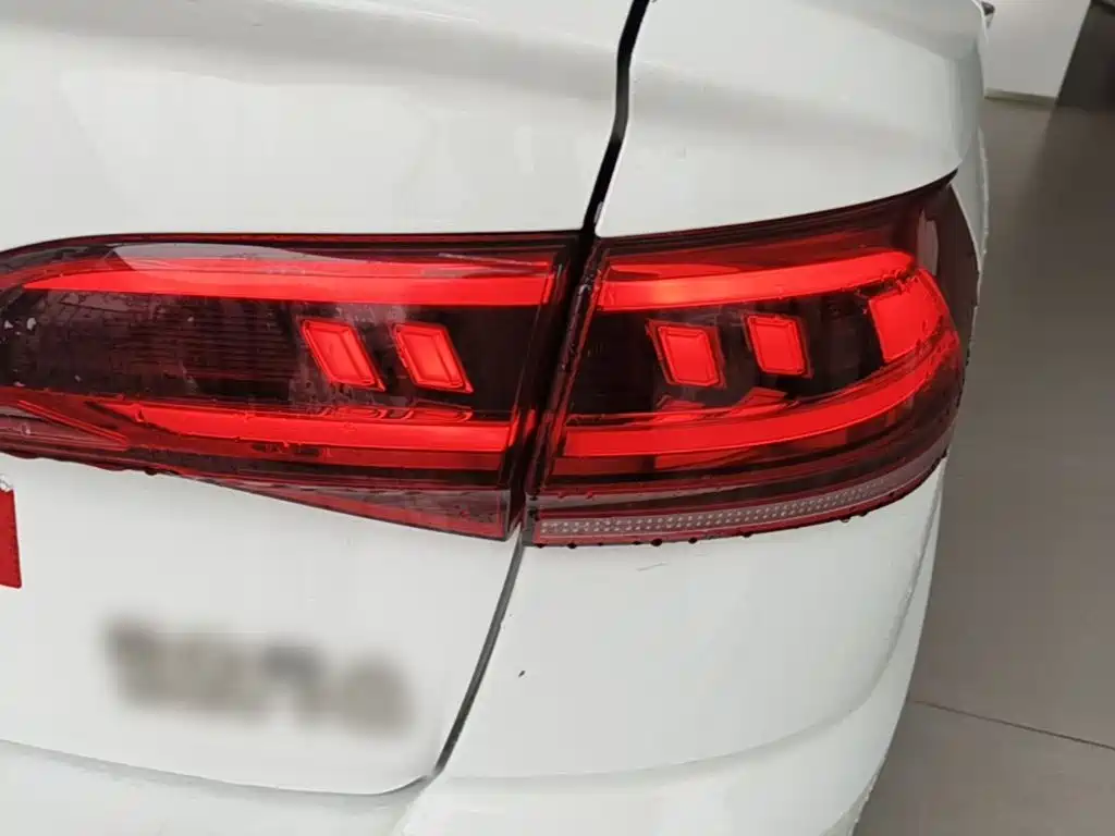Volkswagen Bora — миниатюра 8