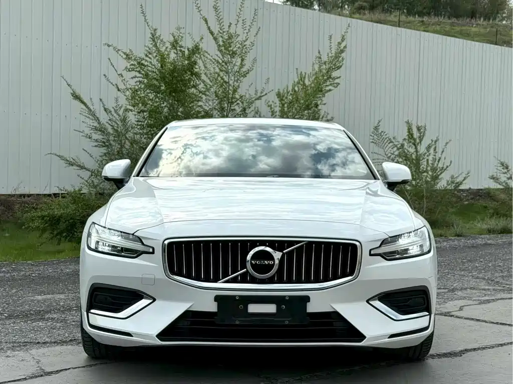 Volvo S60 — миниатюра 2