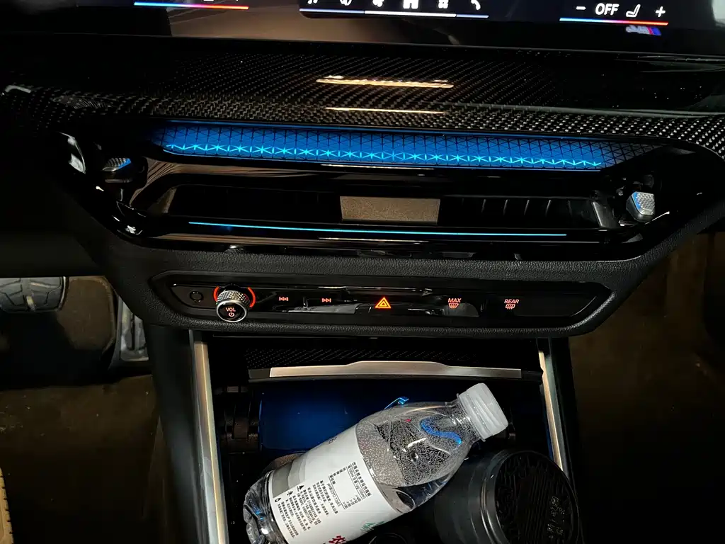BMW M4 — миниатюра 12