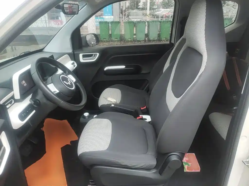 Wuling MINIEV — миниатюра 15