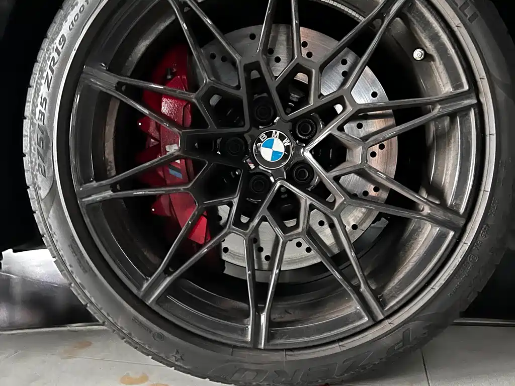BMW M4 — миниатюра 4