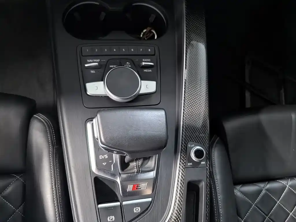 Audi S4 — миниатюра 8