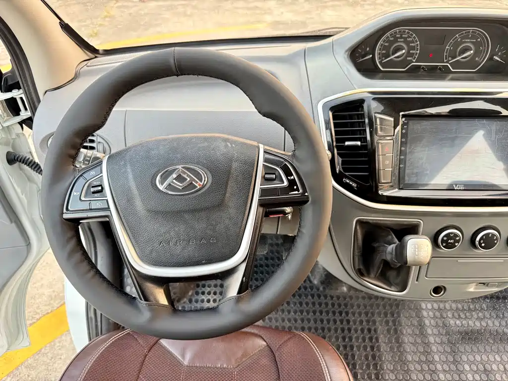 SAIC MAXUS XINTU V80