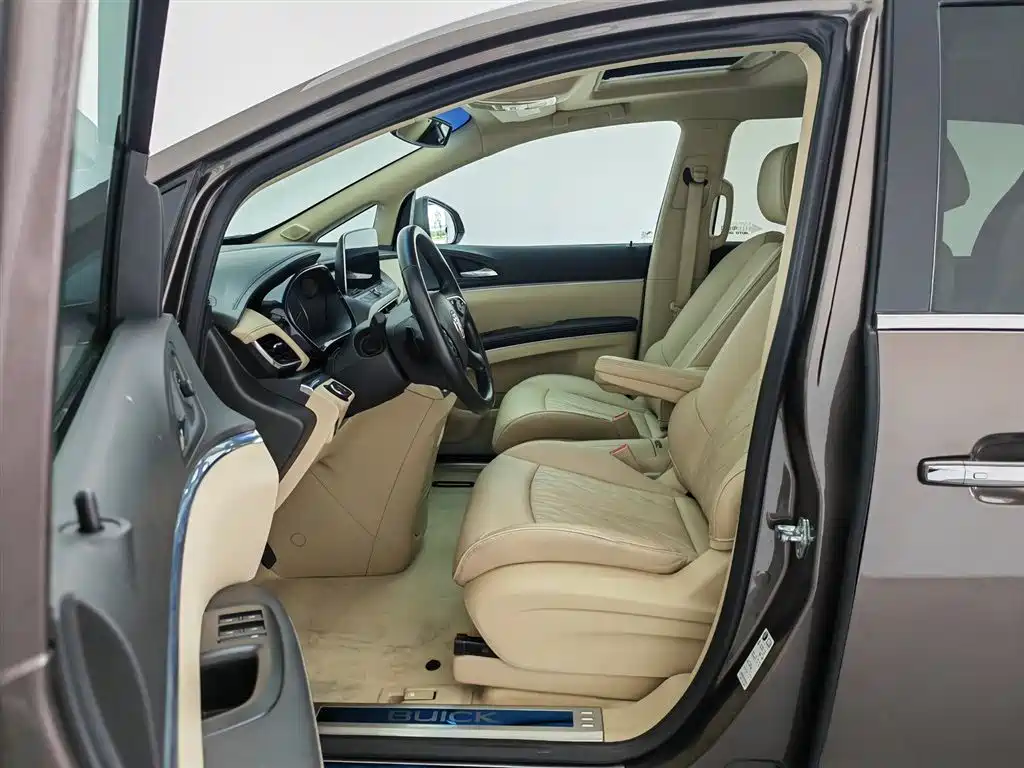 Buick GL8 2023 Luxury