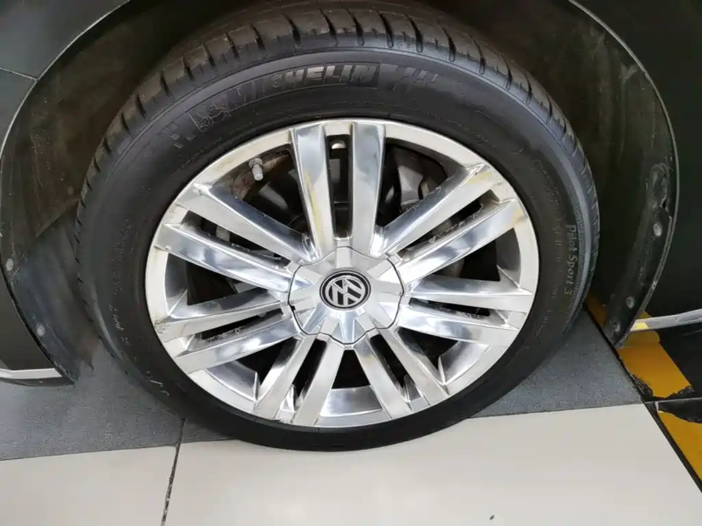 Volkswagen Phideon — миниатюра 23