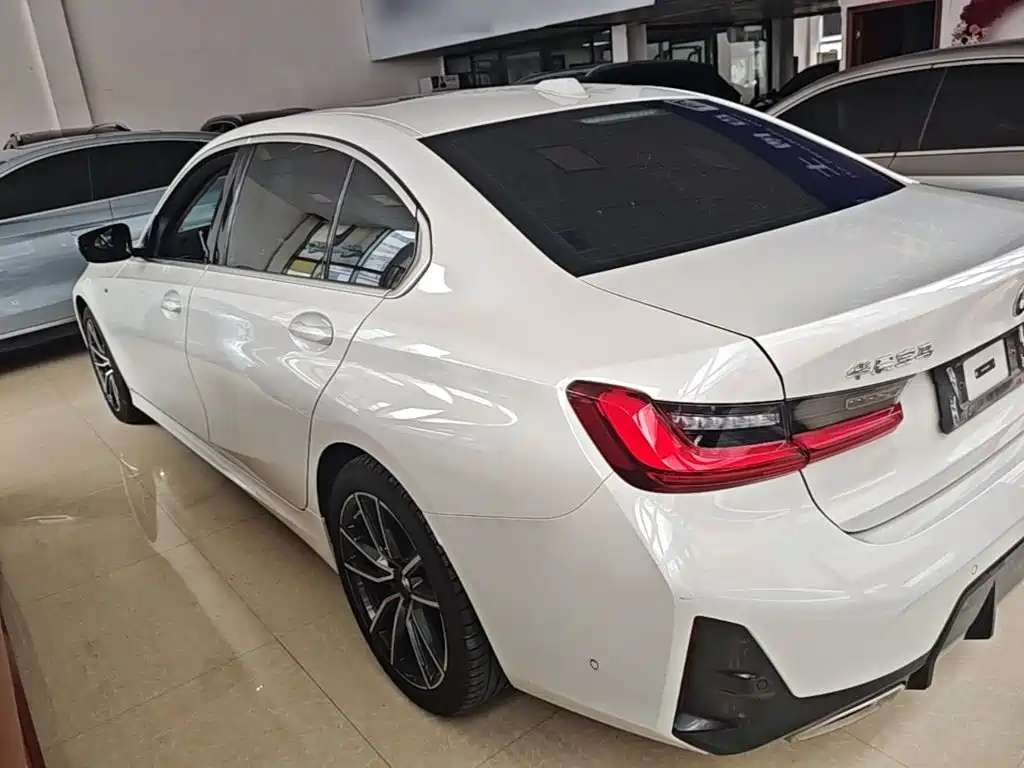 BMW 3 Series — миниатюра 5
