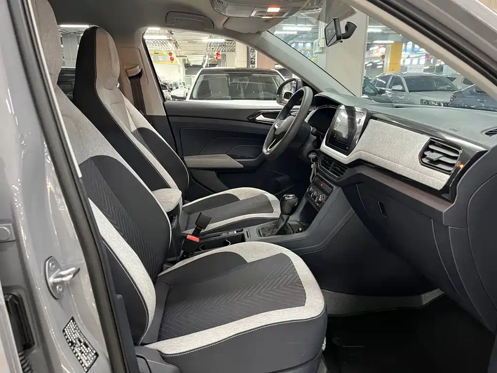 Volkswagen Tharu — миниатюра 8