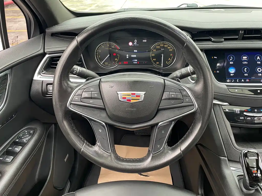 Cadillac XT5 — миниатюра 16