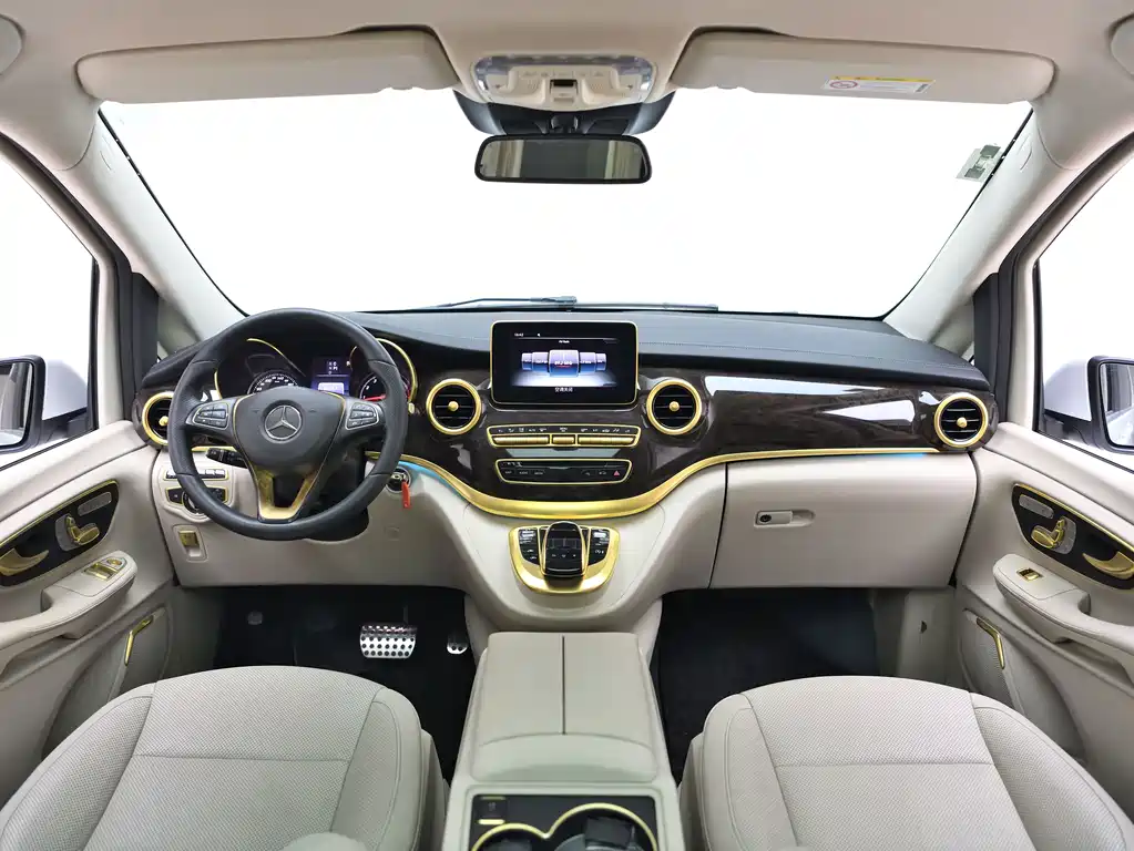 Mercedes-Benz V-Class — миниатюра 14