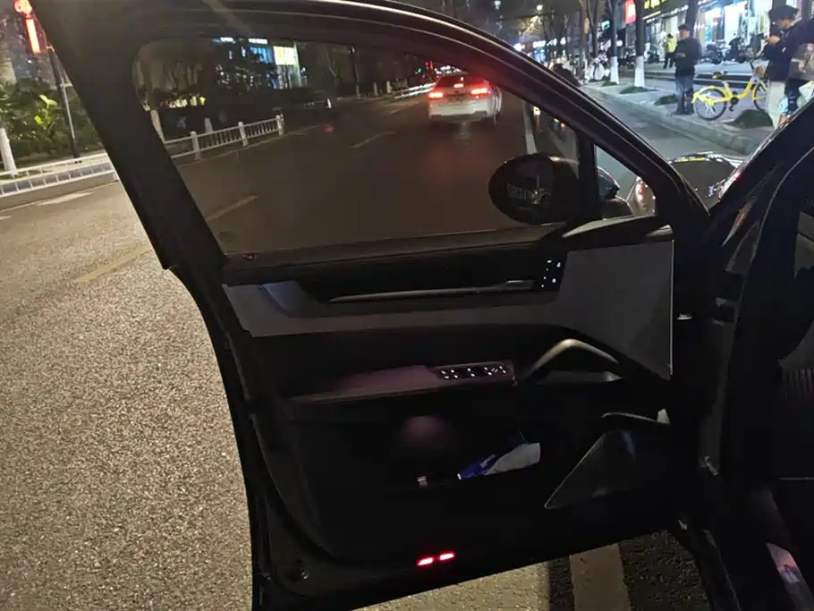 PORSCHE CAYENNE NEW ENERGY