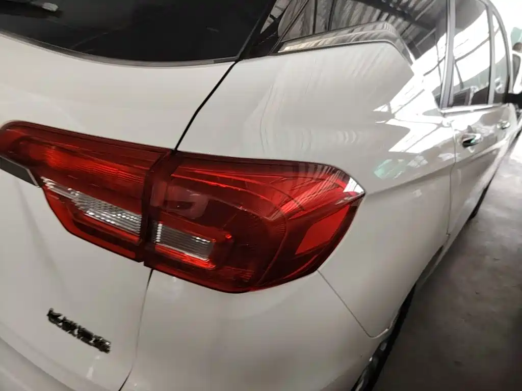 Haval M6 — миниатюра 8