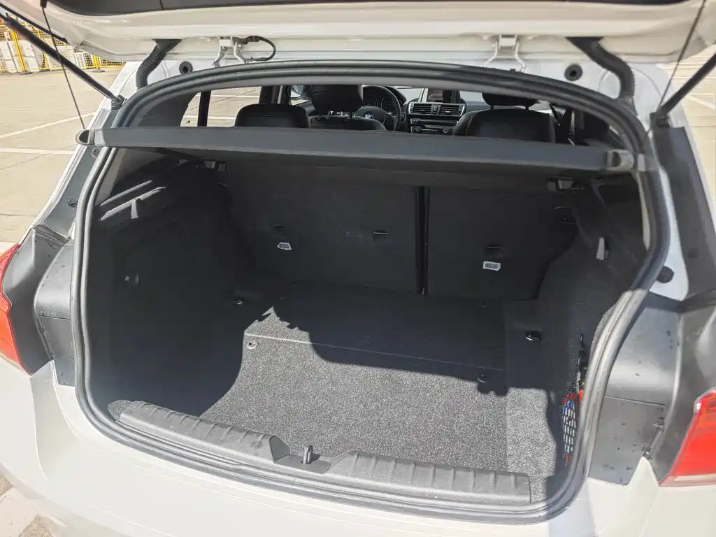 BMW 1 Series (Import) — миниатюра 16