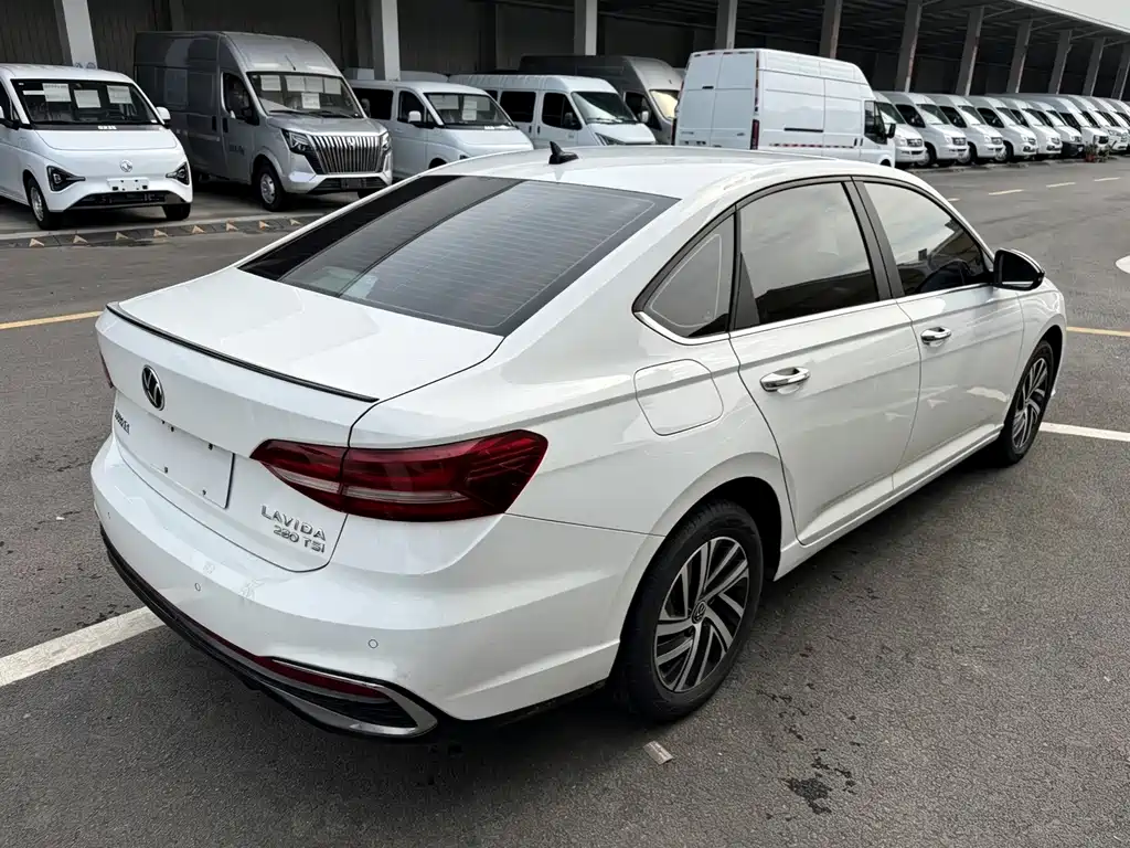 Volkswagen Lavida — миниатюра 14