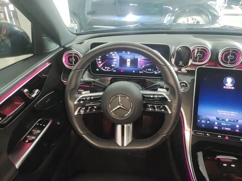 Mercedes-Benz C-Class — миниатюра 11