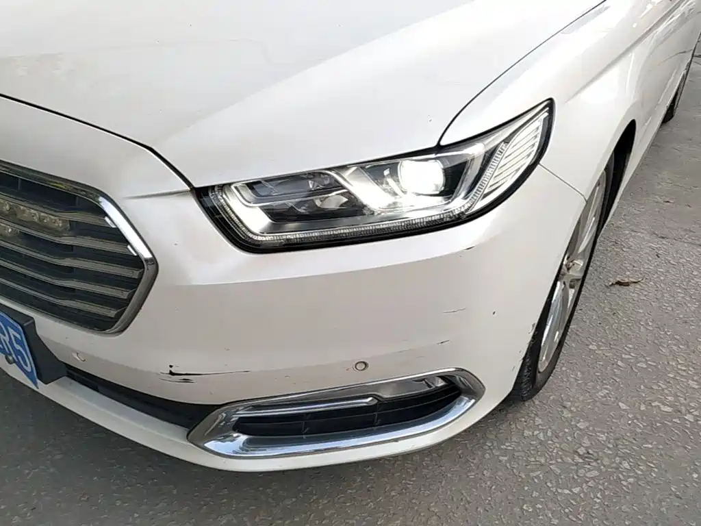 Ford Taurus — миниатюра 24