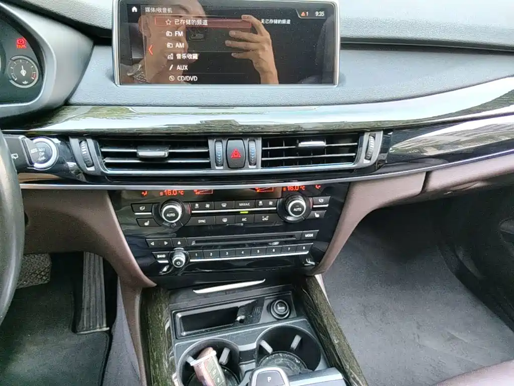 BMW X5 (Import) — миниатюра 18