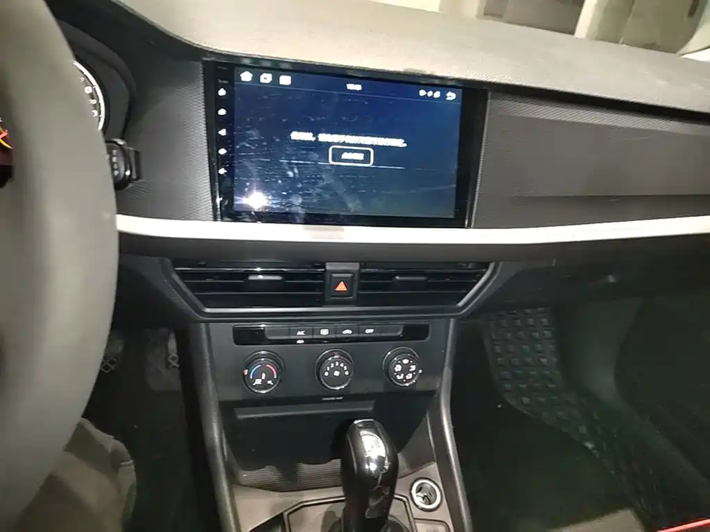 Volkswagen Lavida — миниатюра 13