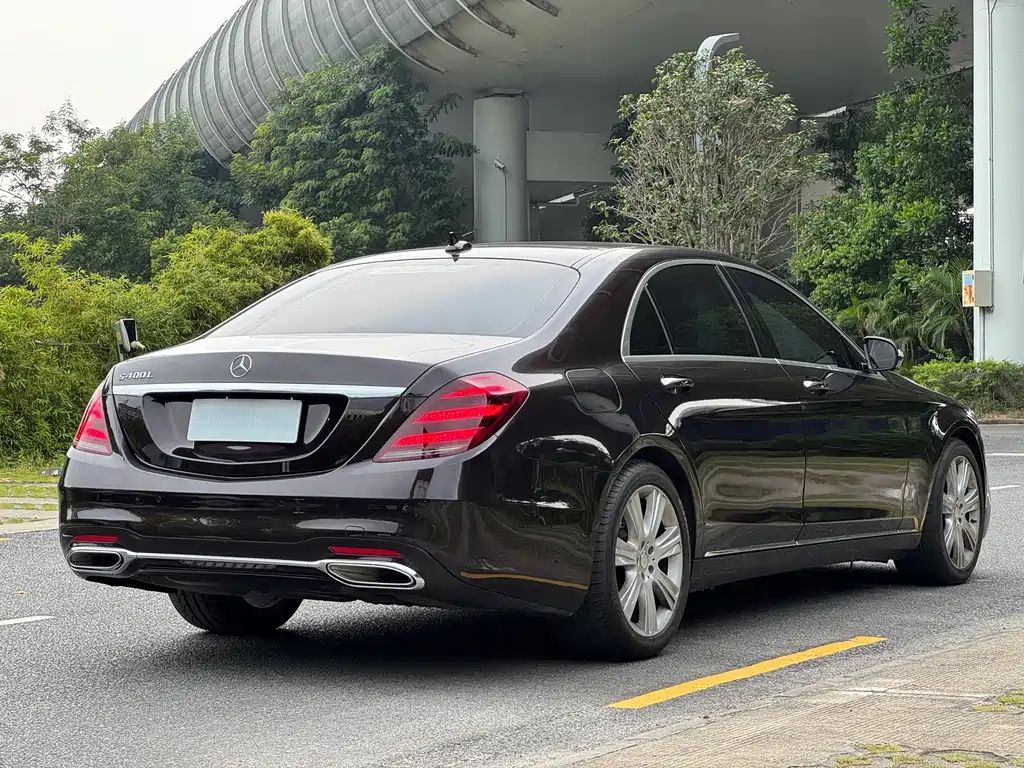 Mercedes-Benz S-Class — миниатюра 17