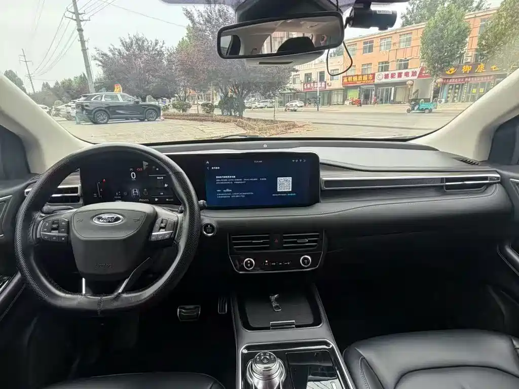 Ford Edge — миниатюра 9