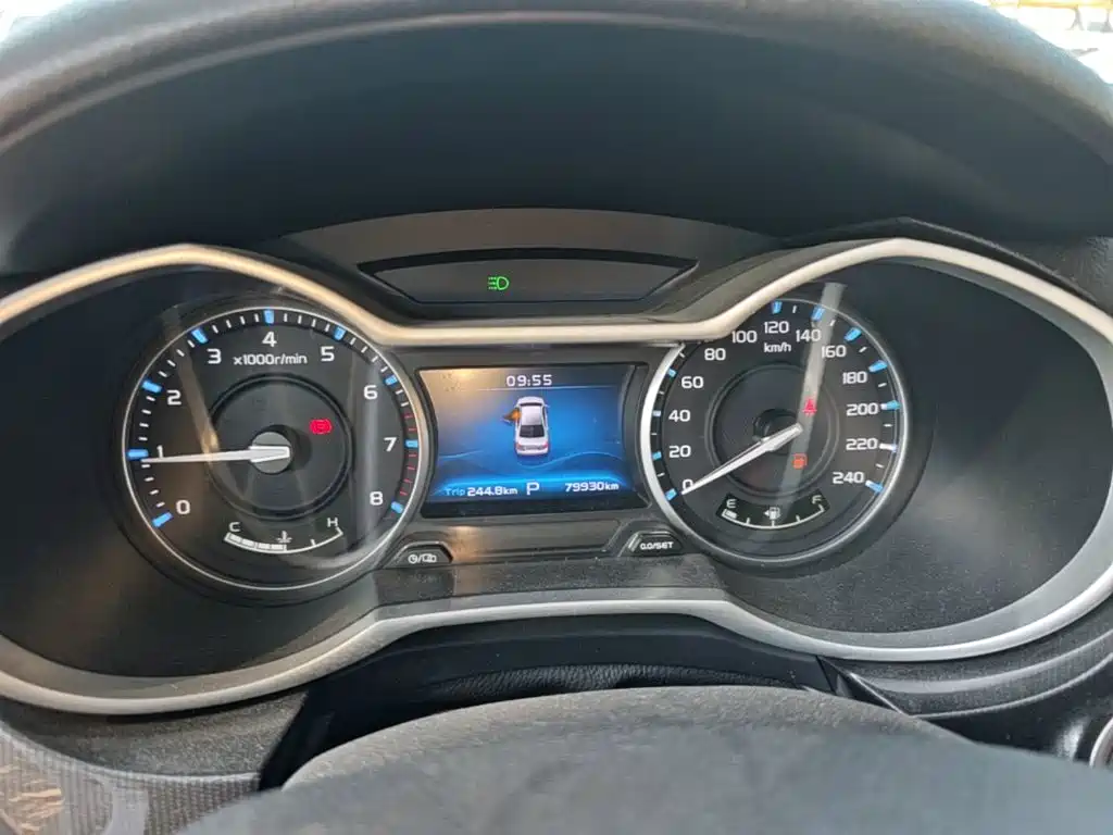Geely Emgrand — миниатюра 12
