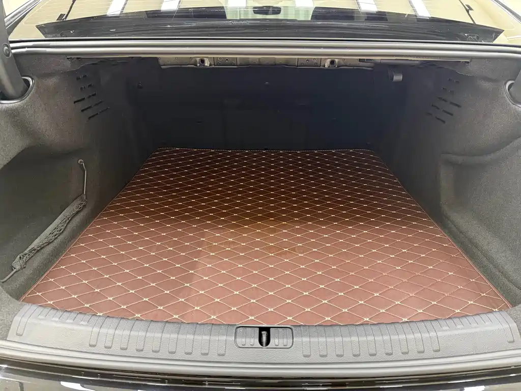 Audi A6L — миниатюра 36