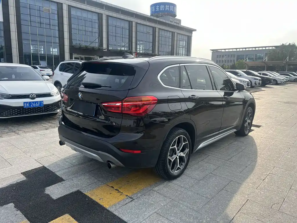 BMW X1 — миниатюра 3