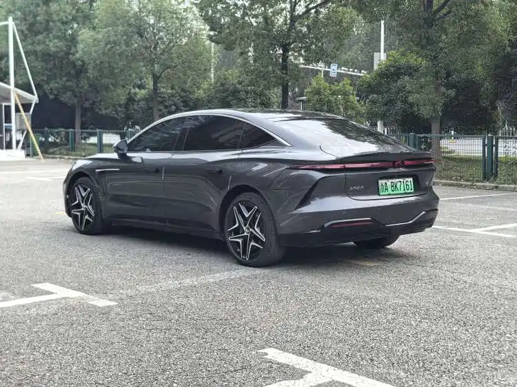 Roewe Feifan F7 — миниатюра 12