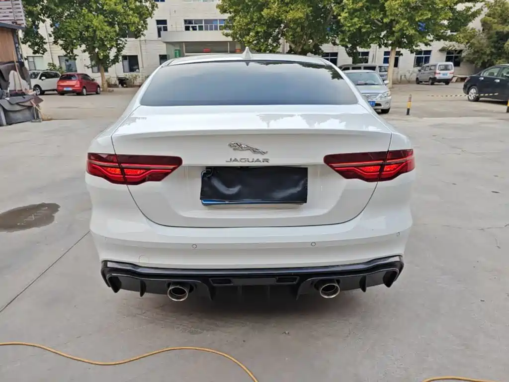 Jaguar XEL — миниатюра 6