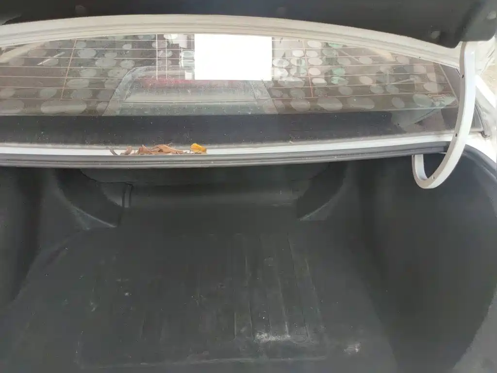 Geely Vision — миниатюра 10