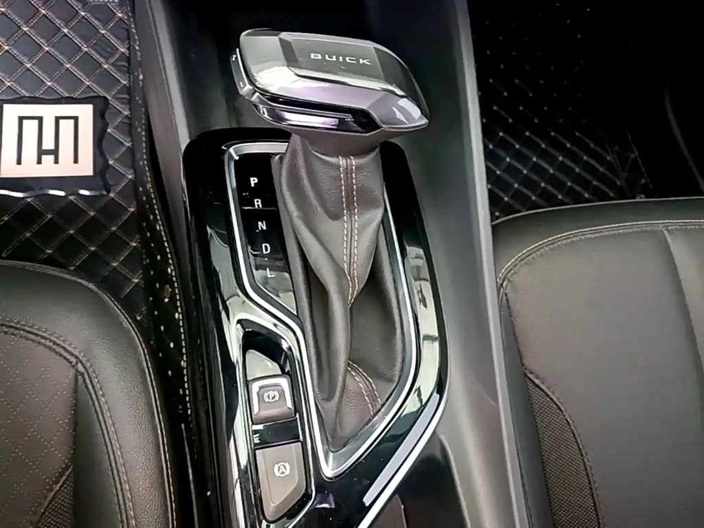Buick Verano — миниатюра 14