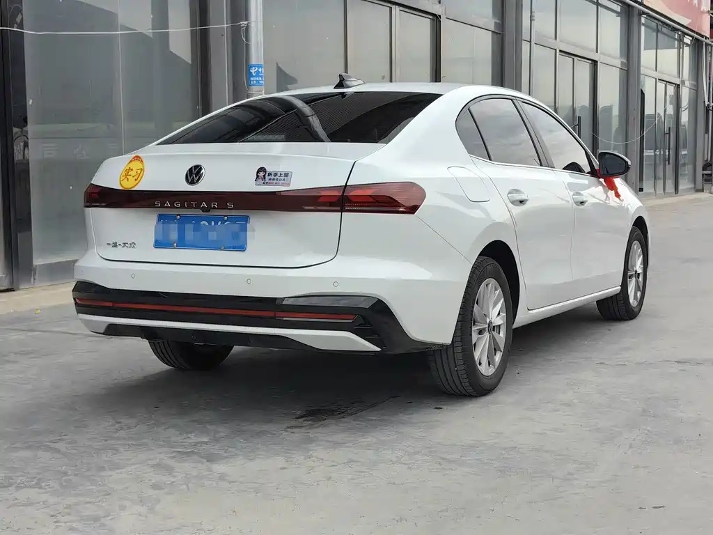 Volkswagen Sagitar — миниатюра 6