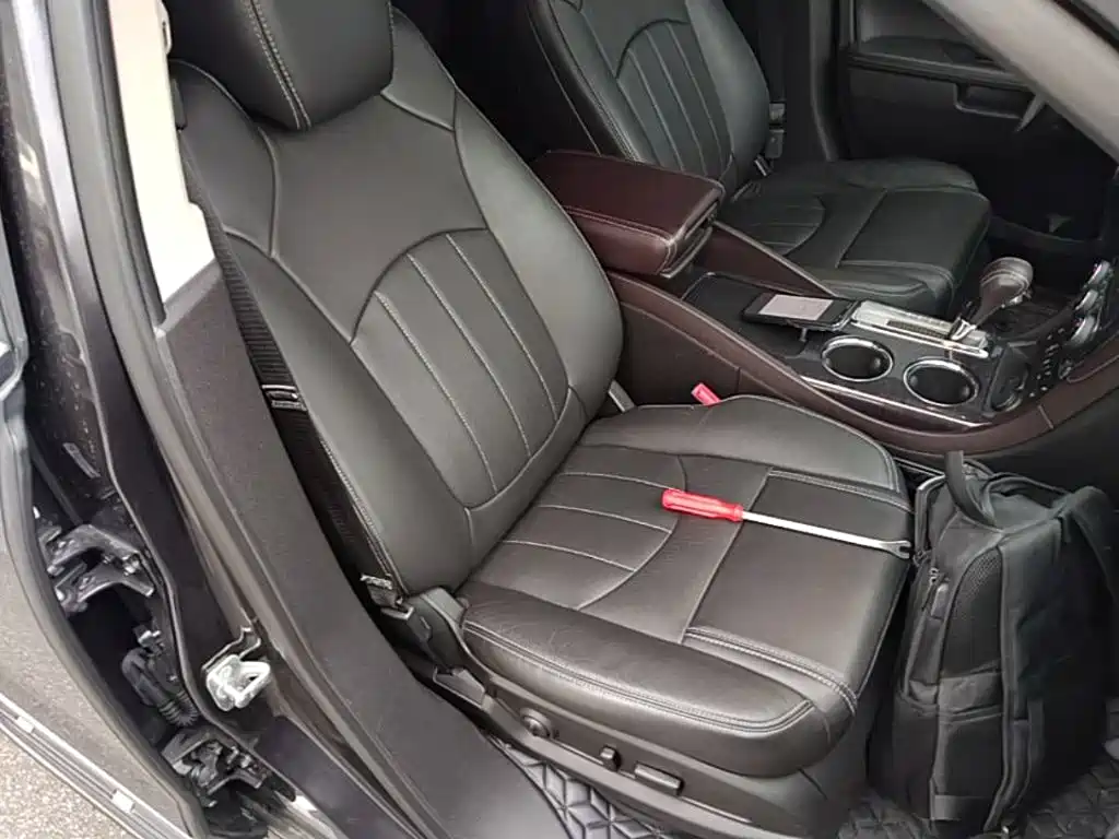 Buick Enclave — миниатюра 25