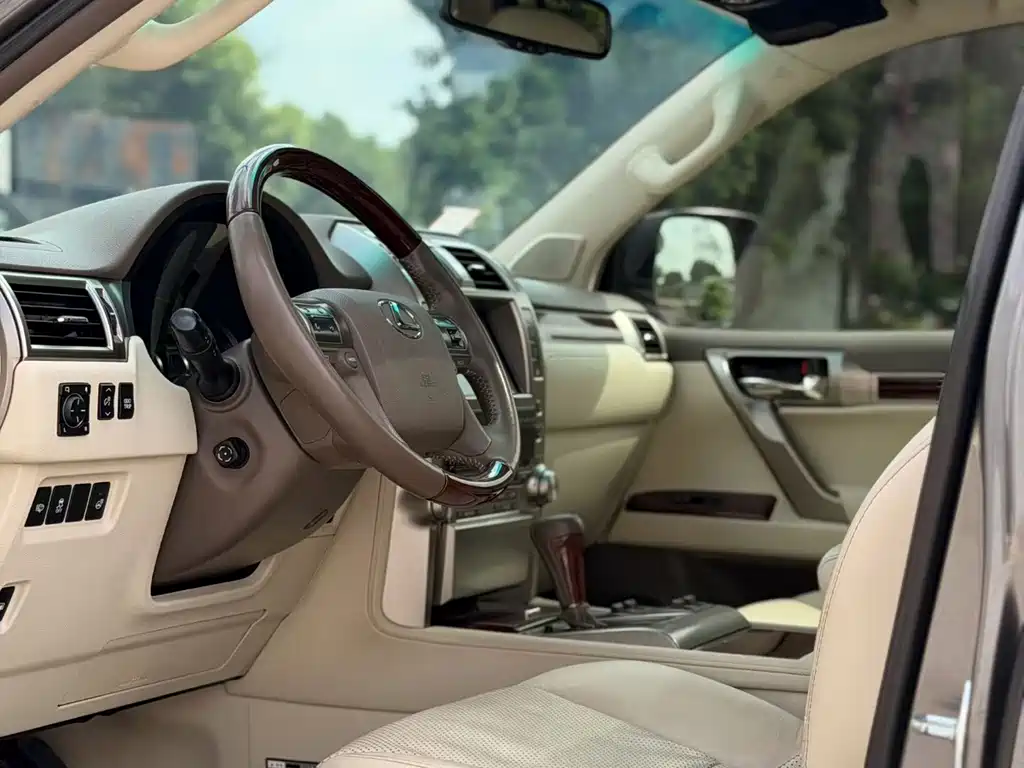 Lexus GX — миниатюра 8