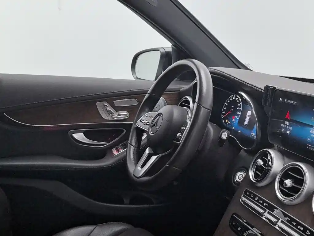 Mercedes-Benz GLC — миниатюра 22
