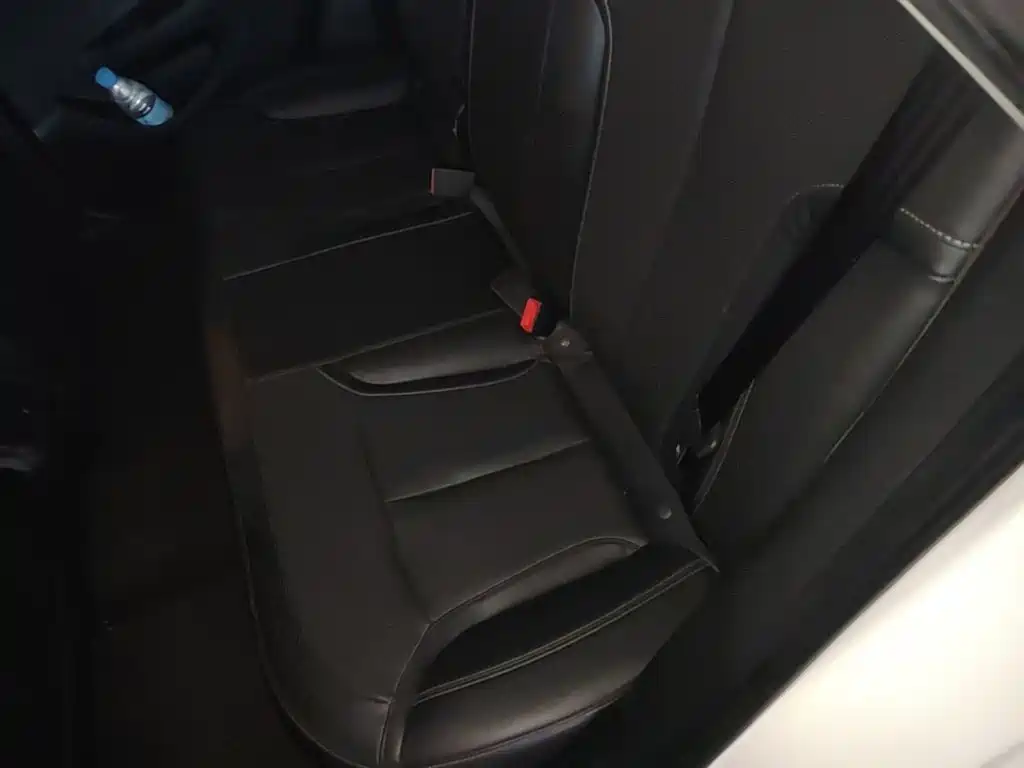 Buick Excelle — миниатюра 17