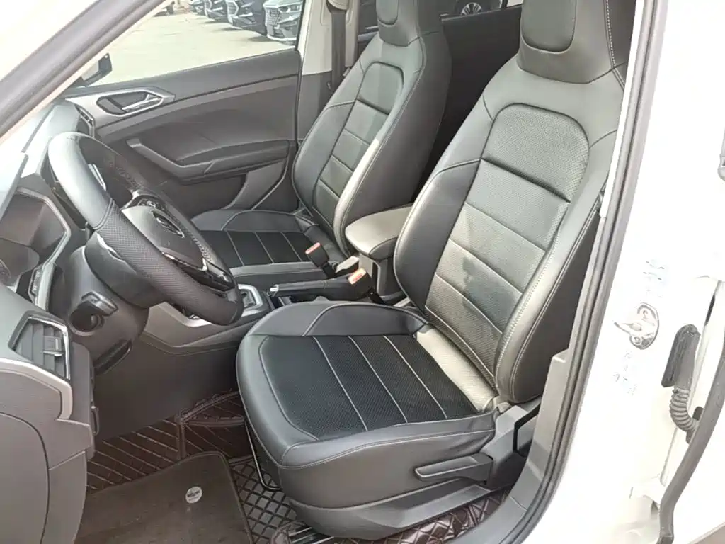 Volkswagen T-Cross — миниатюра 15
