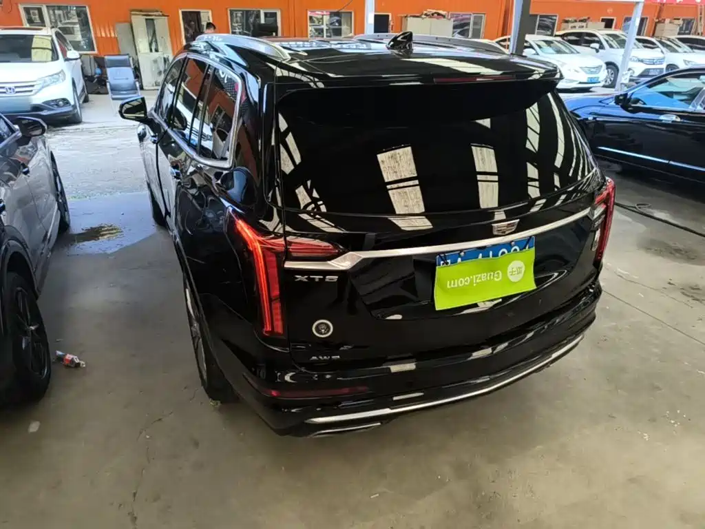 Cadillac XT6 — миниатюра 5