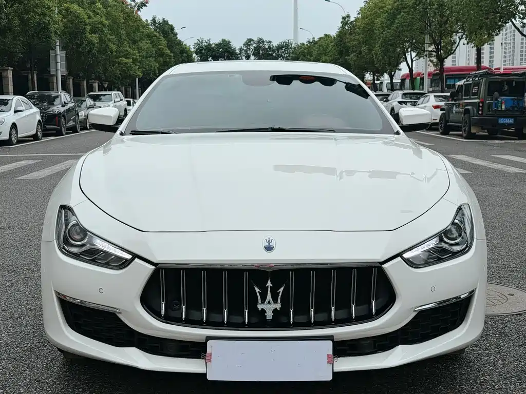 Maserati Ghibli — миниатюра 2