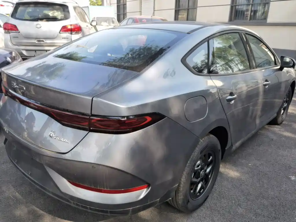 BYD Qin Plus PLUS 2025 DM-i Smart Drive 128KM