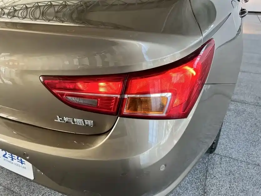 Buick Verano — миниатюра 25