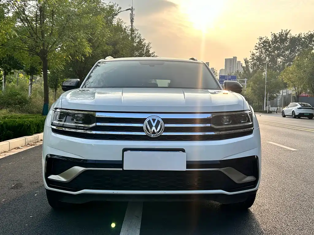 Volkswagen Teramont — миниатюра 2