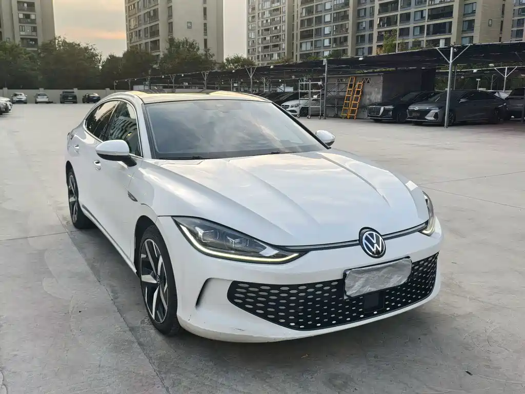 Volkswagen Lamando — миниатюра 2