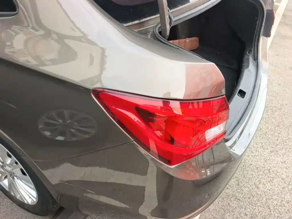 Buick Excelle — миниатюра 5