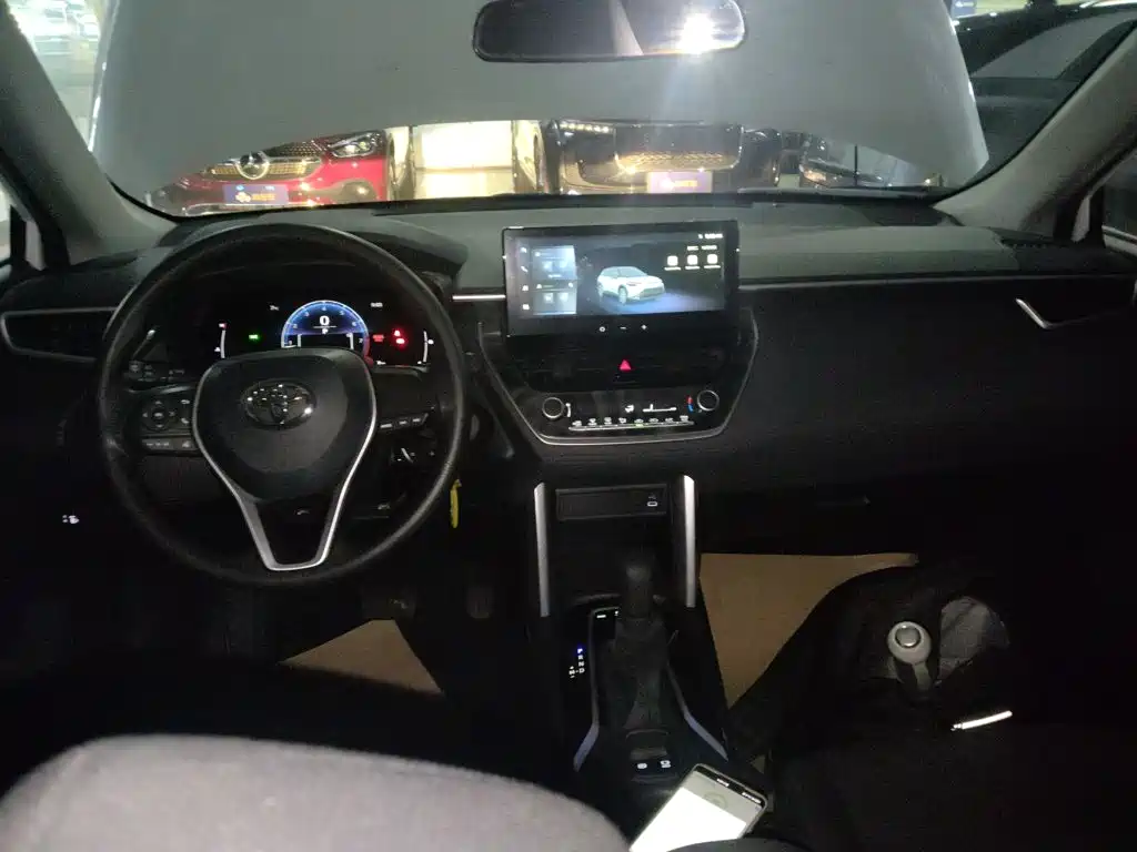 Toyota Frontlander — миниатюра 10