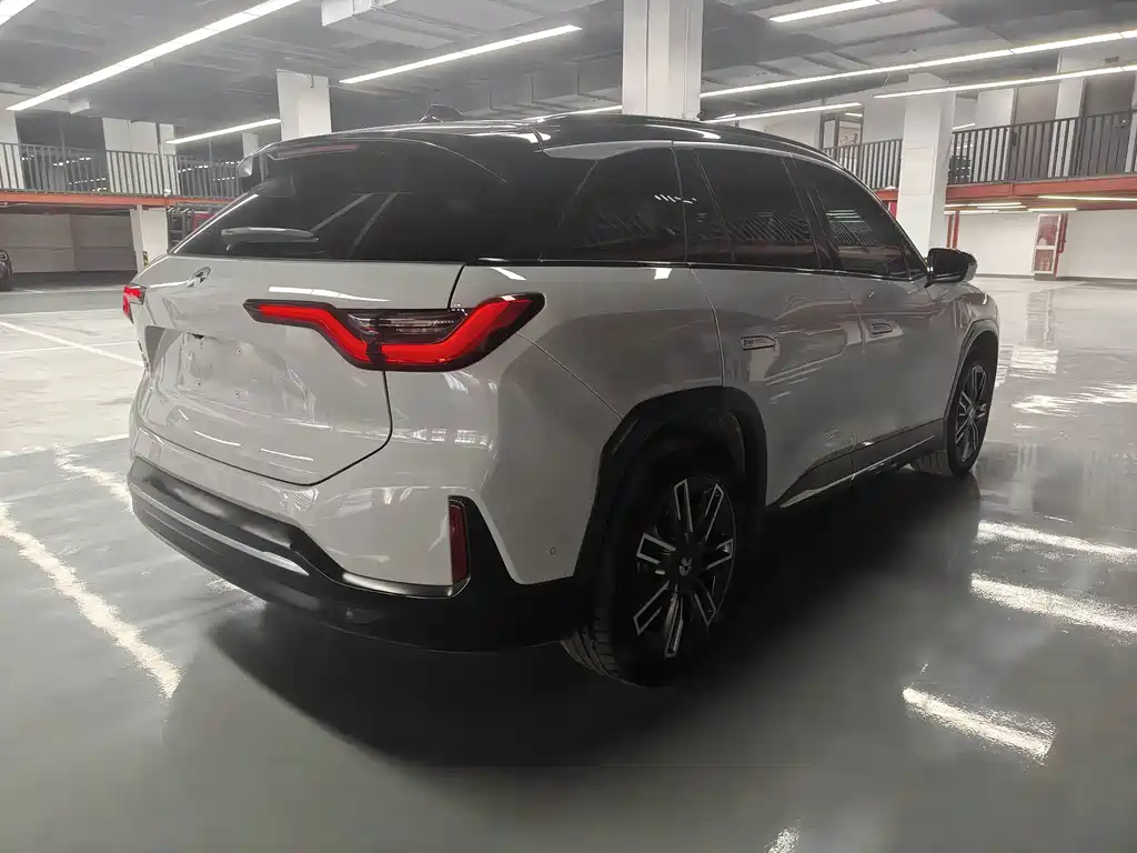 NIO ES6 — миниатюра 5