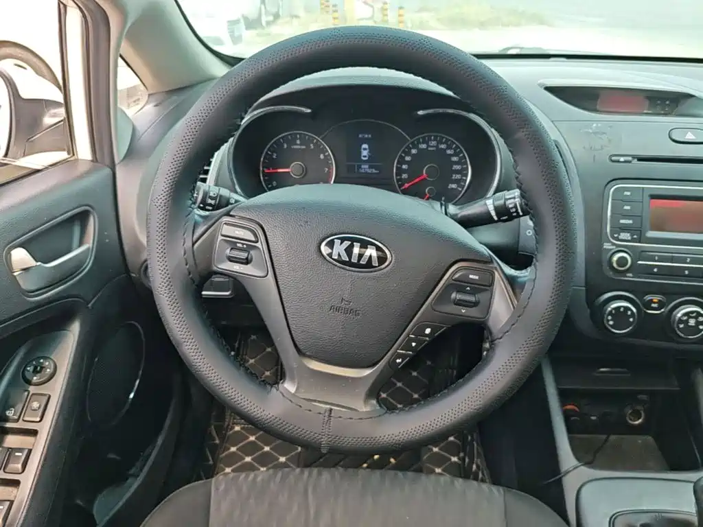 Kia K3 — миниатюра 11