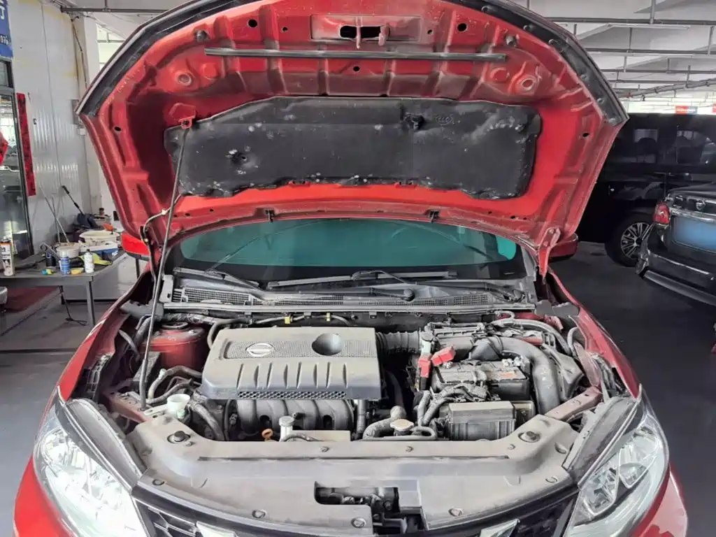 Nissan Tiida — миниатюра 20