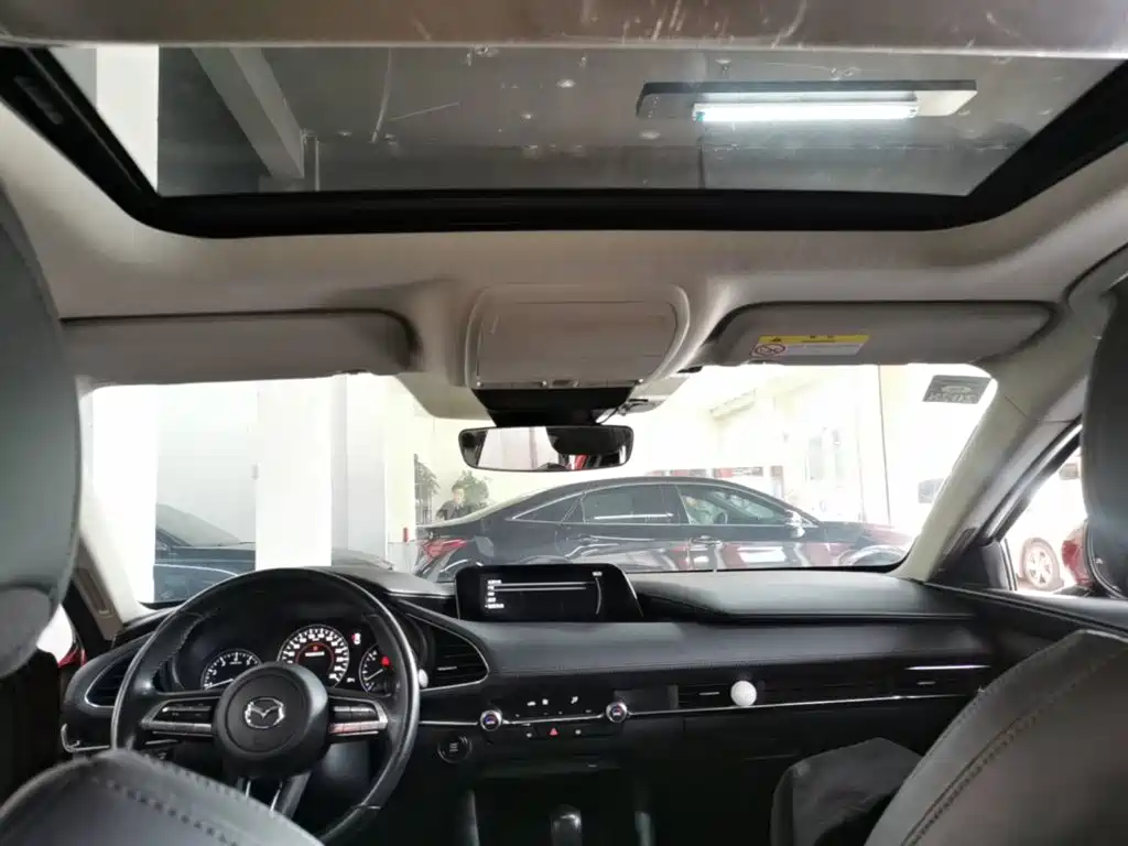 Mazda 3 Axela — миниатюра 18